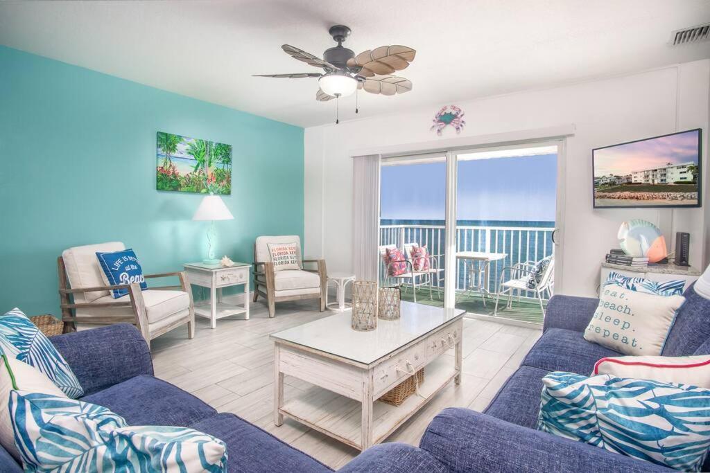 2 Bedroom Oceanfront Condo! Pool, Beach, Incredible Views, Florida Keys Gem! Key Colony Beach Exterior photo